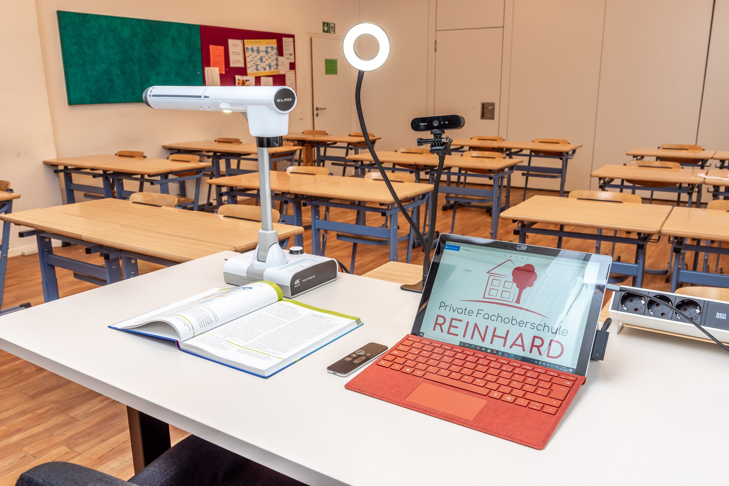 SZ Bildung - 12 Technische Ausstattung im Klassenzimmer.jpg            